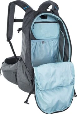 Evoc Trail Pro 26 -Camping Equipment Store 100117128 TRAIL PRO 26 dt04 1280x1280