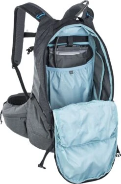 Evoc Trail Pro 26 -Camping Equipment Store 100117128 TRAIL PRO 26 dt05 1280x1280