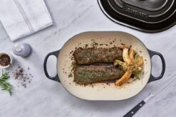 Le Creuset Signature Oblong Dutch Oven -Camping Equipment Store 21112310000430 96002500541000 LS00002 1280x1280