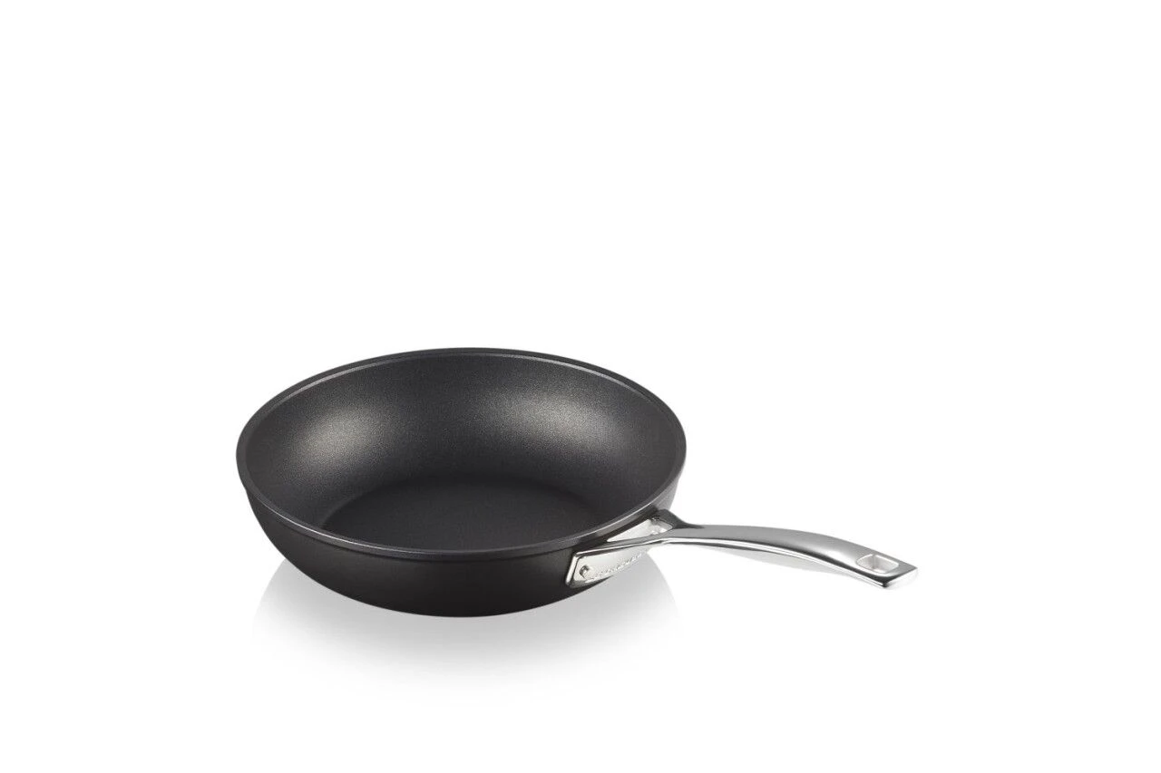 Le Creuset Toughened Nonstick High Fry Pan 6 Le Creuset Toughened Nonstick High Fry Pan - Image 6