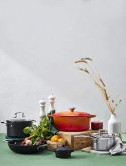 Le Creuset Toughened Nonstick Fry Pan With Glass Lid 35 Le Creuset Toughened Nonstick Fry Pan With Glass Lid -Camping Equipment Store 51102180010502 51107240010502 96200918001000 21178310902430 71901101400000 70403200600099 44002217160000 44001217160000 LS00001 1280x1280