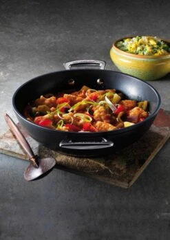 Le Creuset Toughened Nonstick Wok -Camping Equipment Store 51105320010502 LS00006 1280x1280