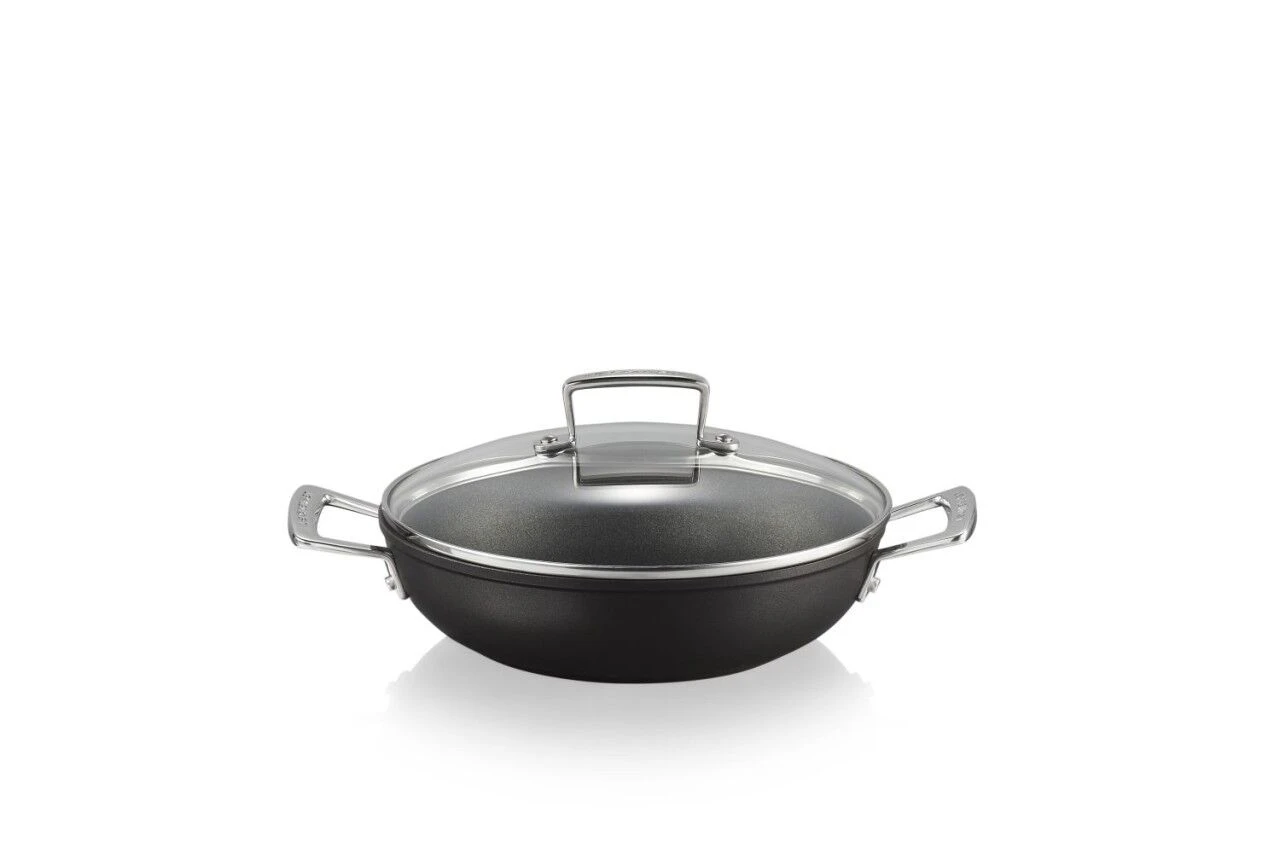 Le Creuset Toughened Nonstick Fry Pan With Glass Lid 1 Le Creuset Toughened Nonstick Fry Pan With Glass Lid