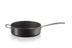 Le Creuset Toughened Nonstick Saute Pan -Camping Equipment Store 51110260010202 00004 1280x1280