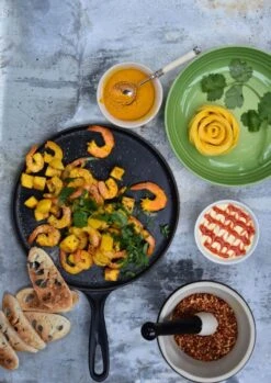 Le Creuset Small Crepe Pan -Camping Equipment Store 91003400140000 20136270000460 LS00001 1280x1280