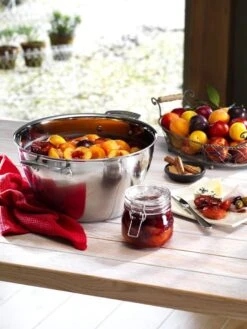 Le Creuset Classic Stainless Steel Preserving Pan -Camping Equipment Store 96204130001000 LS00011 1280x1280