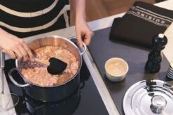 Le Creuset Stainless Steel Stockpot With Lid -Camping Equipment Store 96602120000000 70403207160099 96002000140000 42104281400000 LS00001 1280x1280